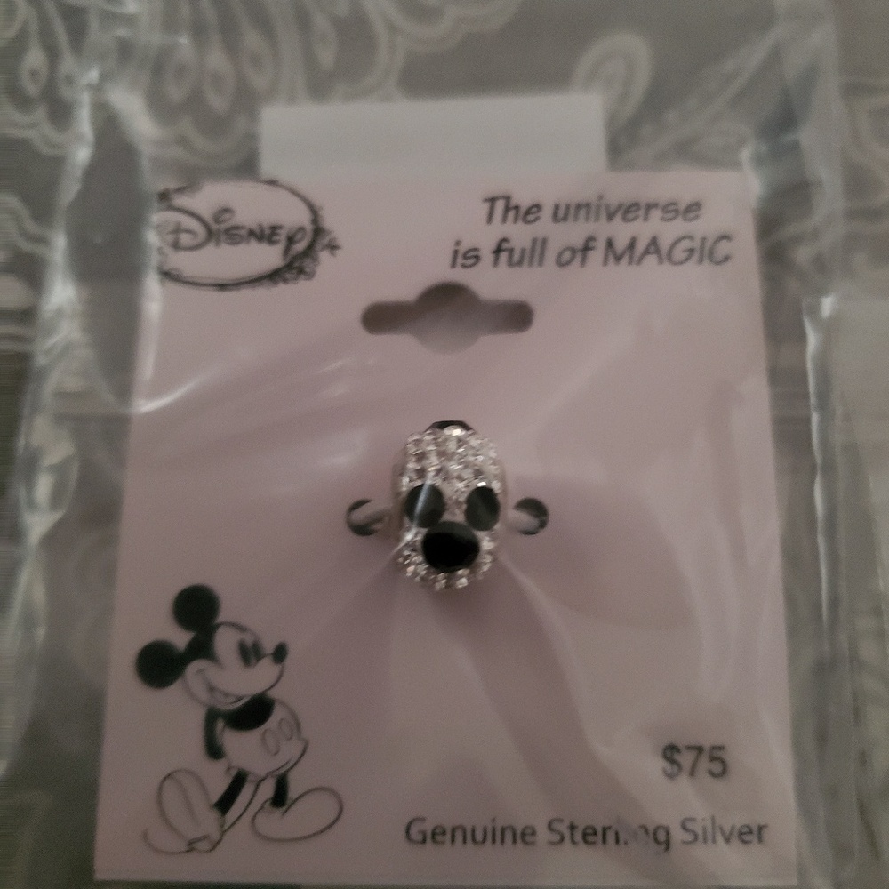 Disney Pandora Charm. - Picture 2 of 6